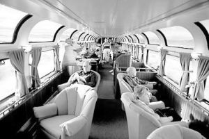 洛杉矶—西雅图的观光列车车厢