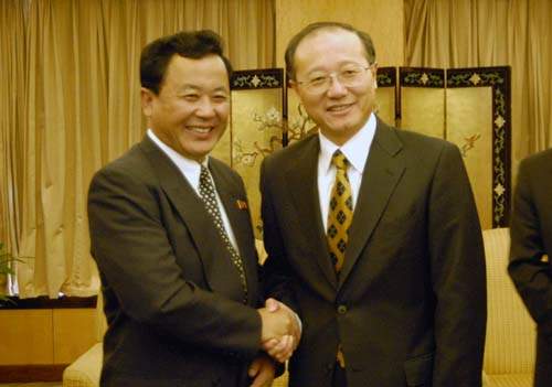 邵琪伟会见朝鲜国家观光总局副总局长康哲洙