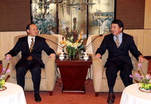 邵琪伟与台湾海峡两岸观光旅游协会副会长谢谓君会谈
