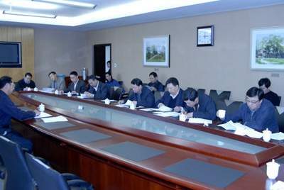 元月28日,全国假日旅游部际协调会议办公室举行工作动员会,全国假日办执行主任、国家旅游局副局长王志发主持会议,并提出具体要求。)