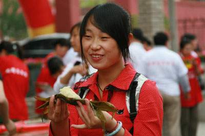 品尝粽香