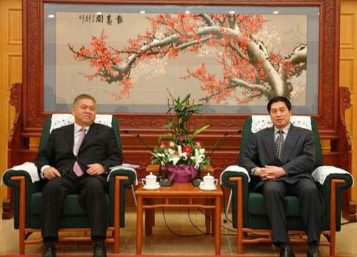 1月22日,中国国家旅游局副局长祝善忠在京会见了来访的马来西亚华人公会秘书长、国会上议院副议长王茀明一行。