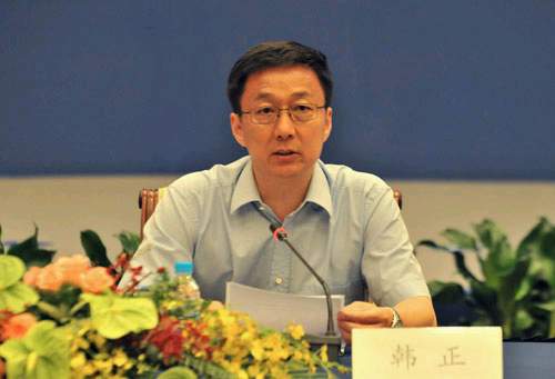 上海市委副书记、市长、2010年上海世界博览会组织委员会副主任委员韩正出席会议并致辞