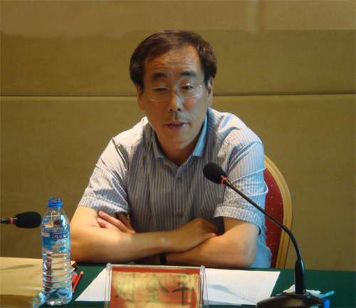 国家旅游局党组成员、驻局纪检组组长刘金平在开班式上讲话