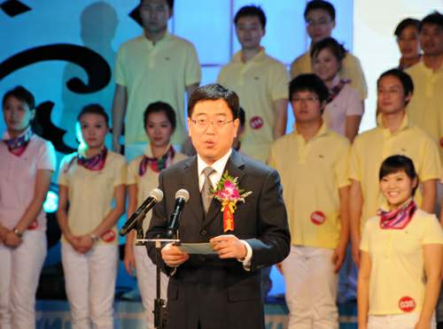 国家旅游局副局长杜江在开幕式上致辞