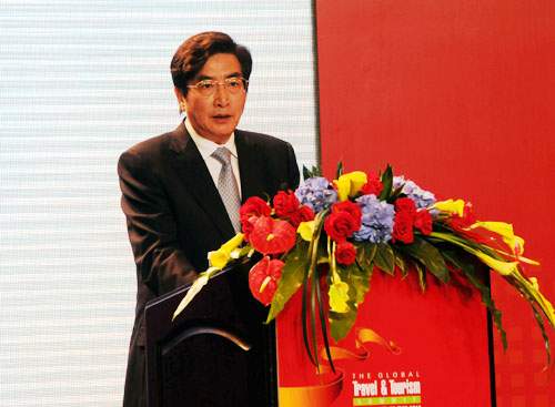 北京市市长郭金龙出席大会并致辞。