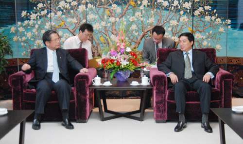 7月26日,中国国家旅游局副局长祝善忠在京会见了近畿日本国际旅行社社长吉川胜久一行。