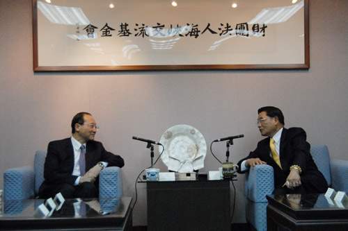 邵琪伟拜会海基会董事长江丙坤